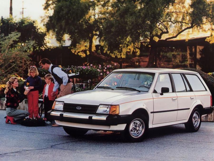  Ford Escort Wagon 1982 года  (фото 2 из 2)